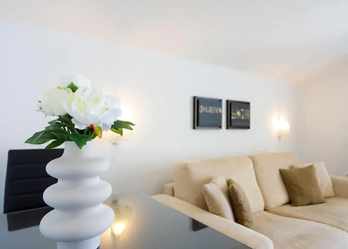 شقة Side بريلا