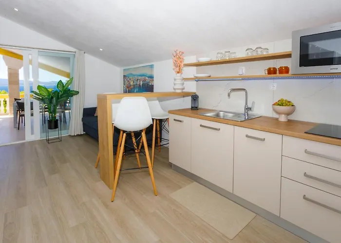 Side Apartment Brela