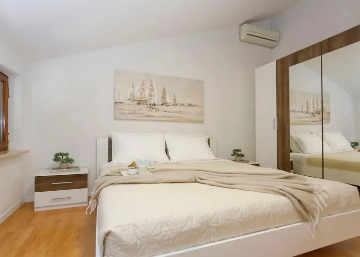 Side Apartment Brela